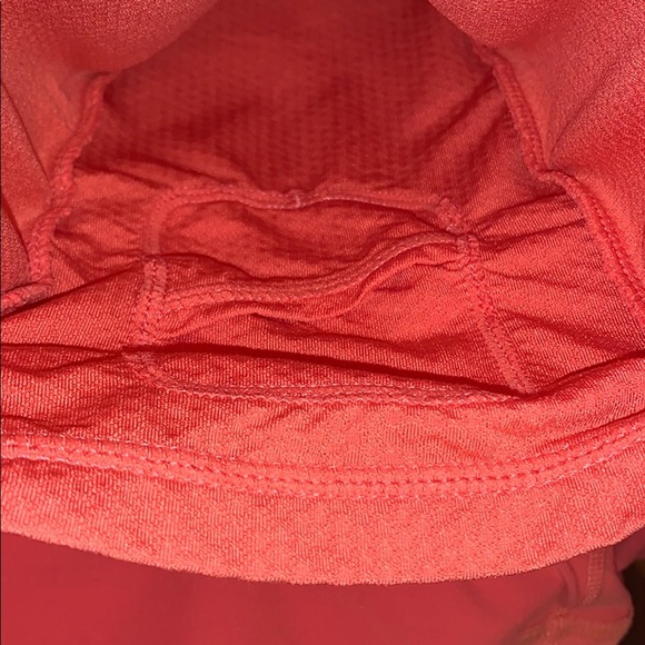 Lululemon coral tank with pleated back. EUC Sz 6 - Picture 3 of 3